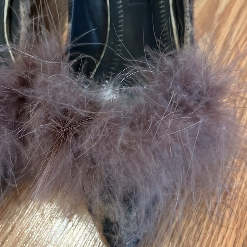 Shein Feather Heels - Picture 3 of 7